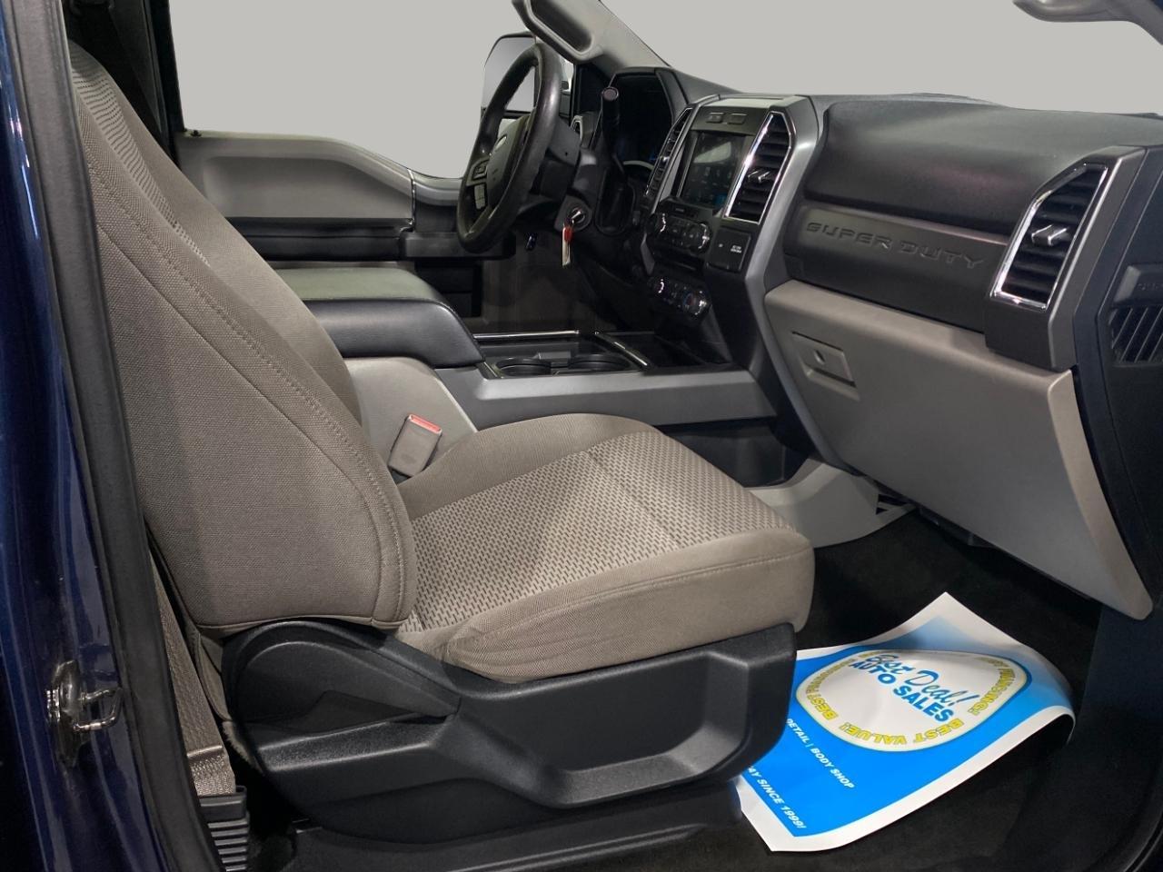 Ford F-250 SD XLT Crew Cab Long Bed 4WD 2017