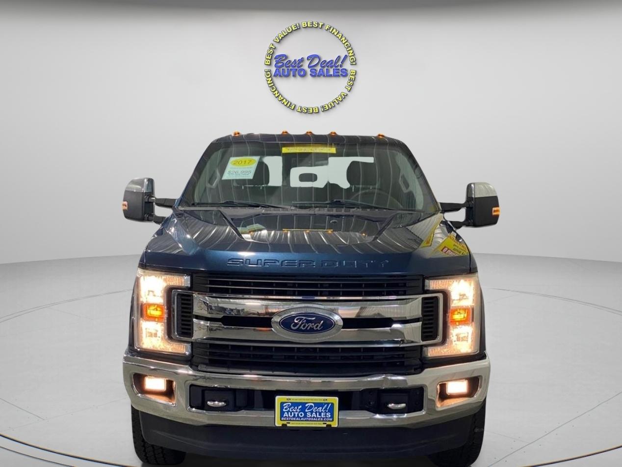 Ford F-250 SD XLT Crew Cab Long Bed 4WD 2017
