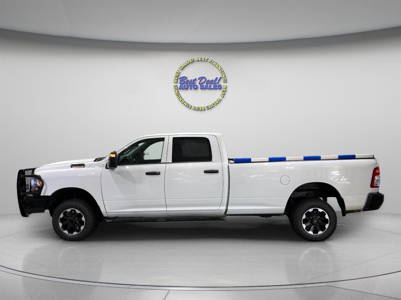 RAM 2500 Tradesman Crew Cab LWB 4WD 2023