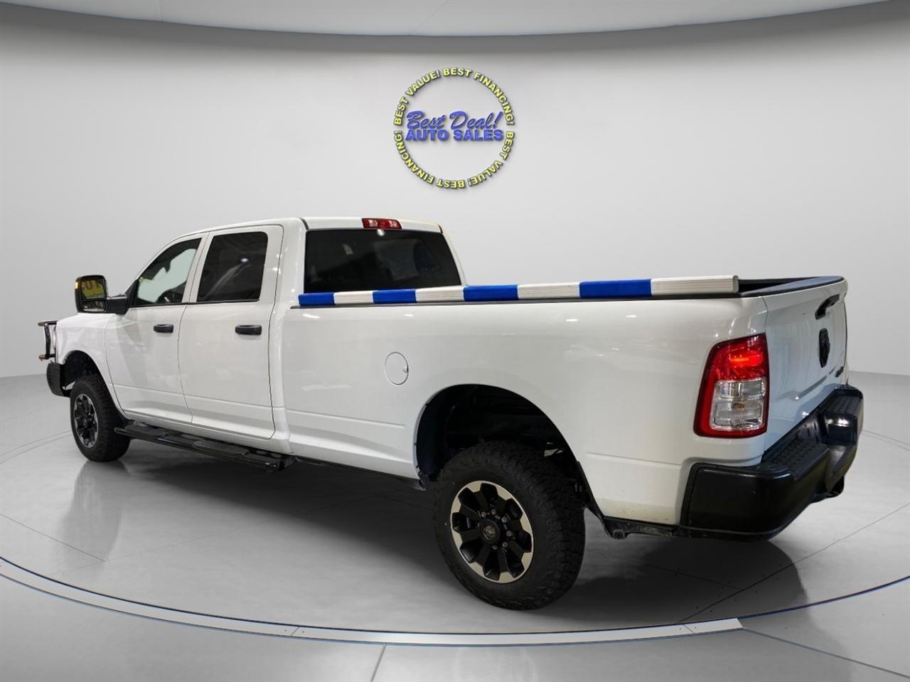 RAM 2500 Tradesman Crew Cab LWB 4WD 2023