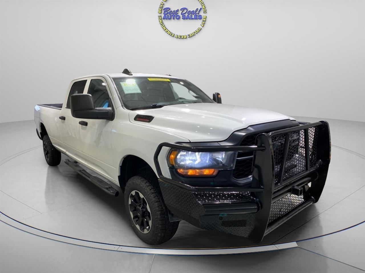 RAM 2500 Tradesman Crew Cab LWB 4WD 2023