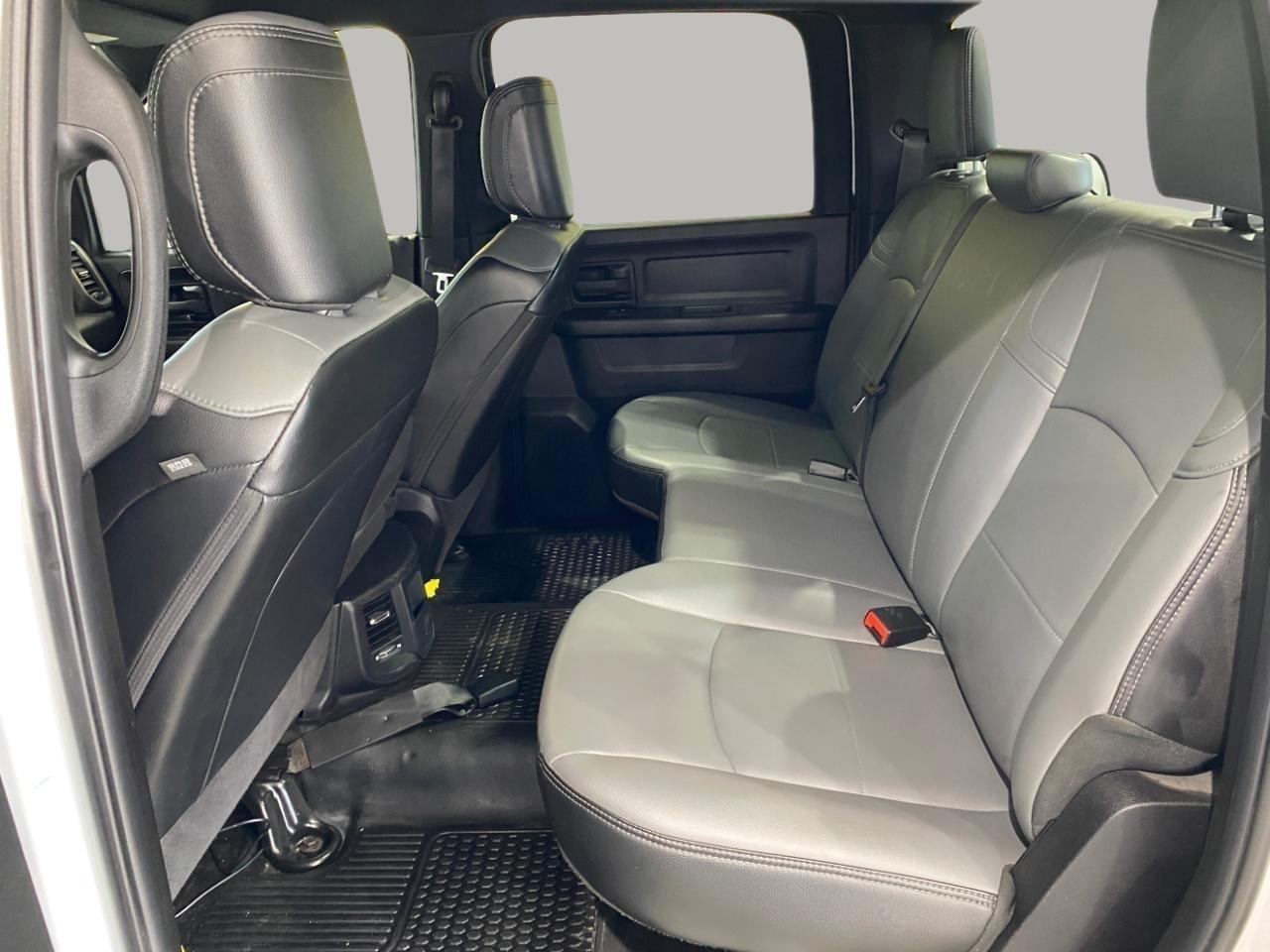 RAM 2500 Tradesman Crew Cab LWB 4WD 2023