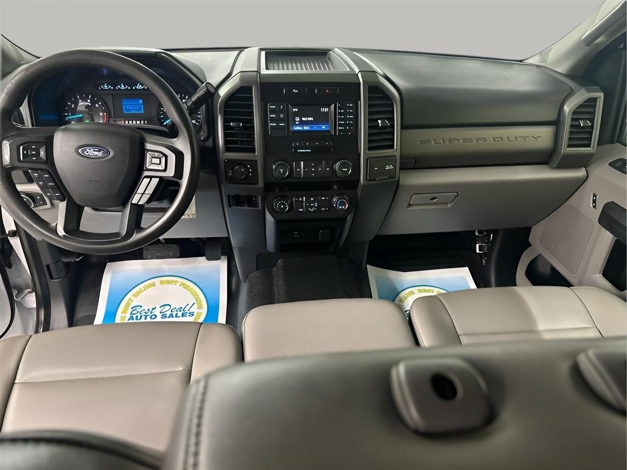 Ford F-250 SD XL SuperCab Short Bed 4WD 2019