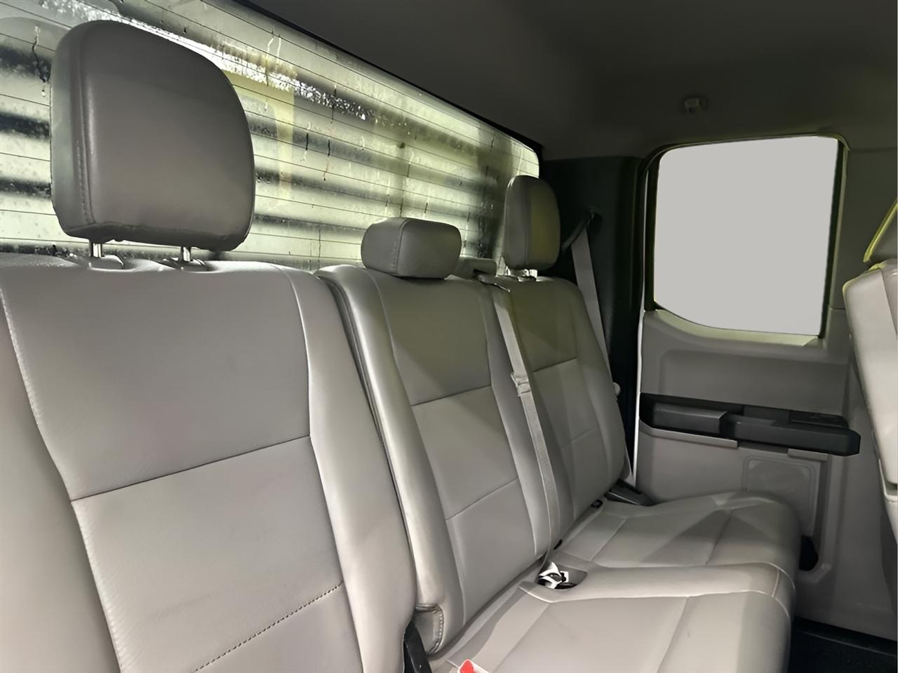 Ford F-250 SD XL SuperCab Short Bed 4WD 2019