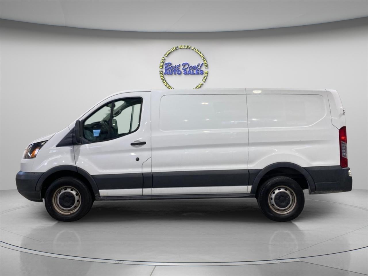 Ford Transit 250 Van Low Roof w/Sliding Pass. 130-in. WB 2018