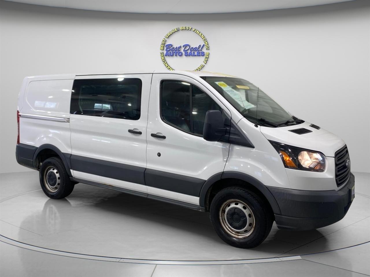 Ford Transit 250 Van Low Roof w/Sliding Pass. 130-in. WB 2018