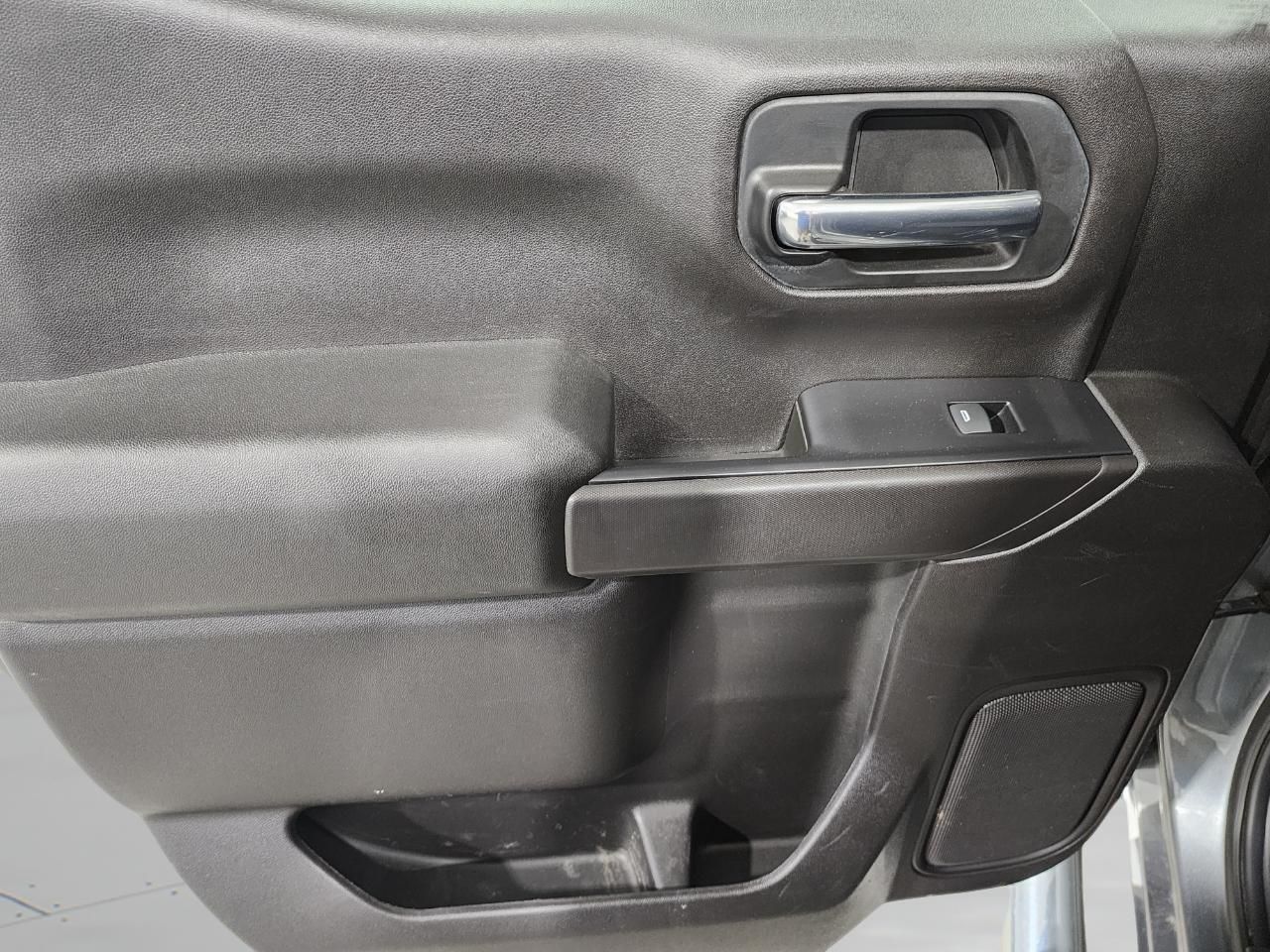 Chevrolet Silverado 1500 LT Crew Cab 4WD 2020