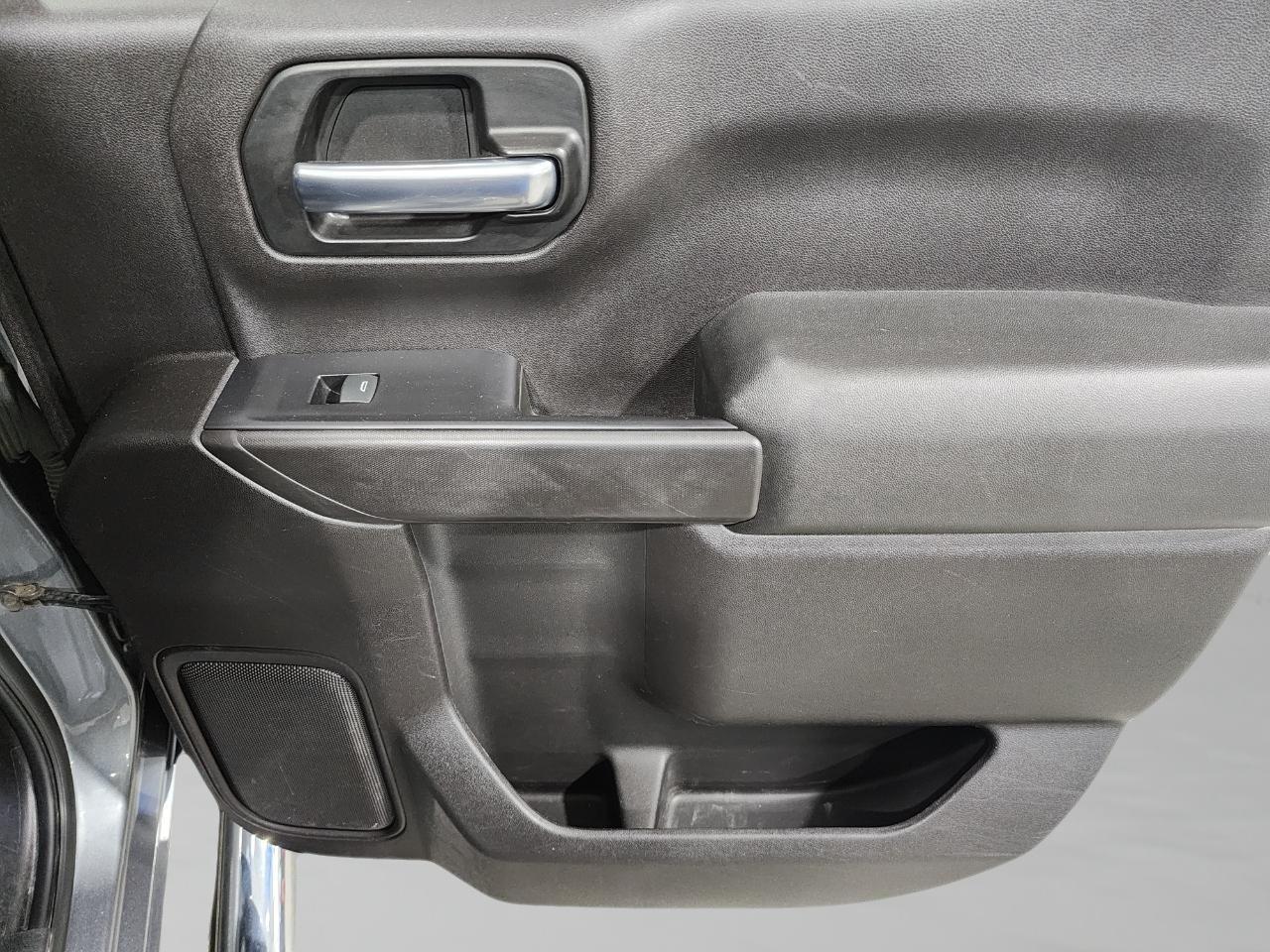 Chevrolet Silverado 1500 LT Crew Cab 4WD 2020