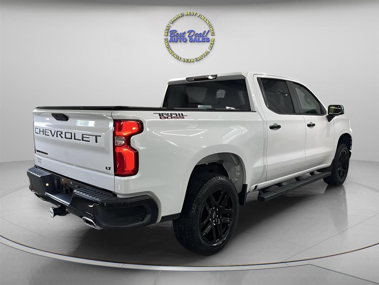 Chevrolet Silverado 1500 Trail Boss LT Crew Cab 4WD 2021