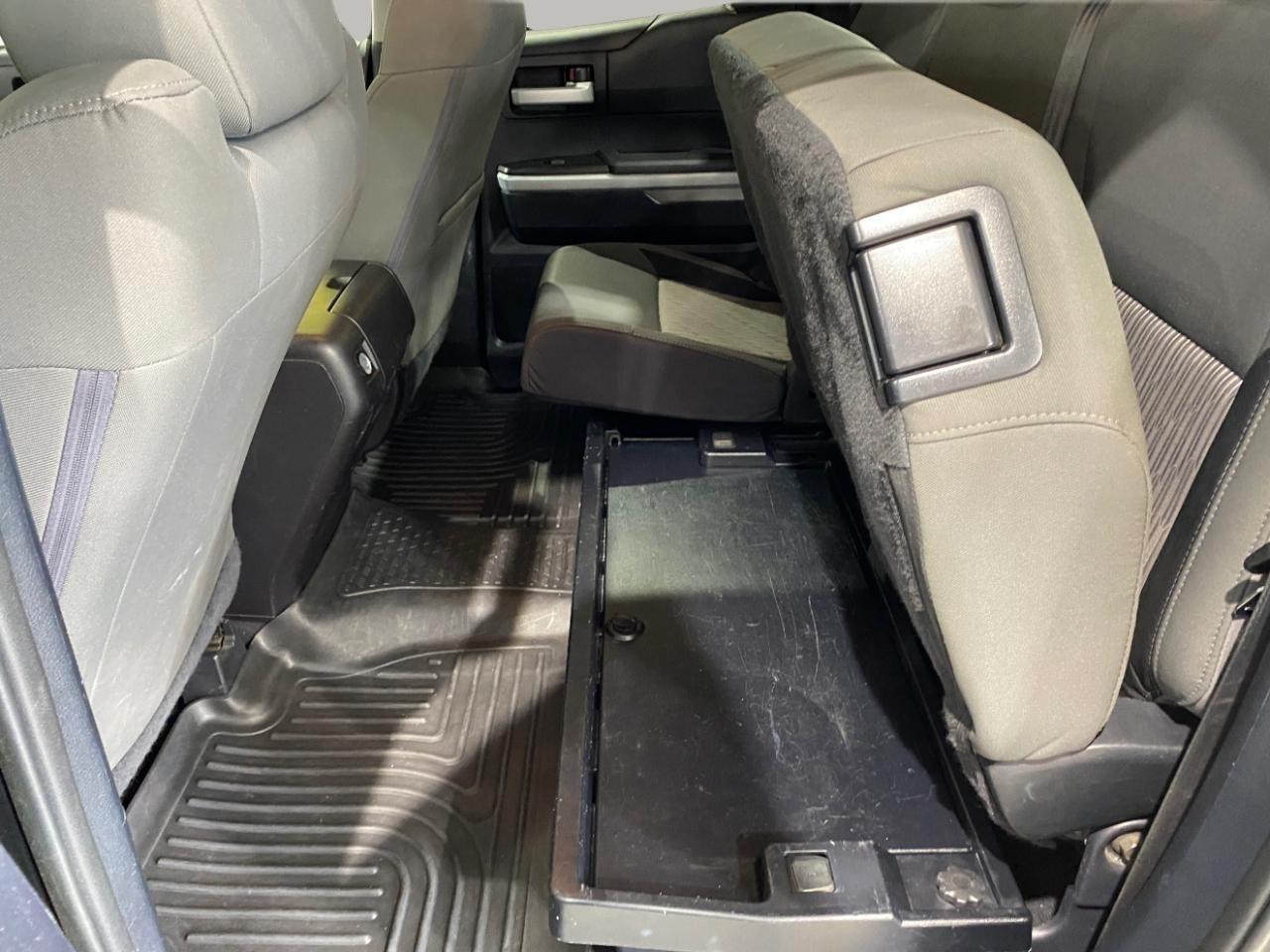 Toyota Tundra SR5 5.7L V8 FFV Double Cab 4WD 2015