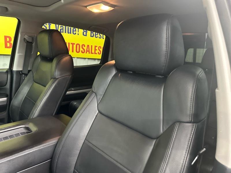 Toyota Tundra Limited 5.7L CrewMax 4WD 2015