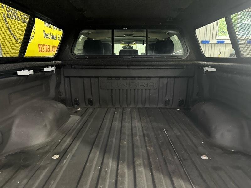 Toyota Tundra Limited 5.7L CrewMax 4WD 2015