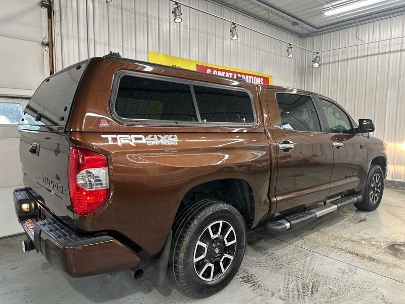 Toyota Tundra Limited 5.7L CrewMax 4WD 2015