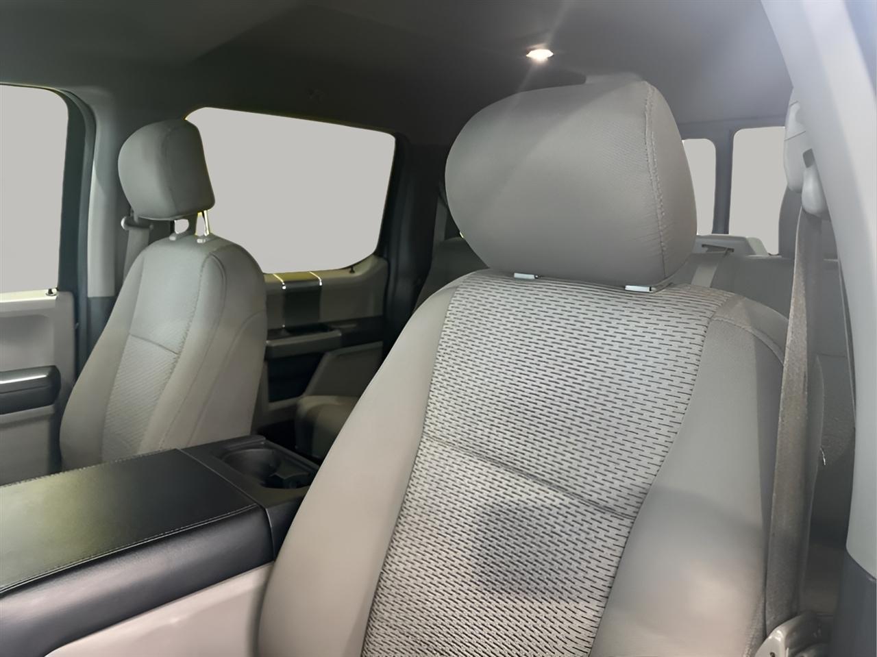 Ford F-150 XLT SuperCrew 4WD 2018