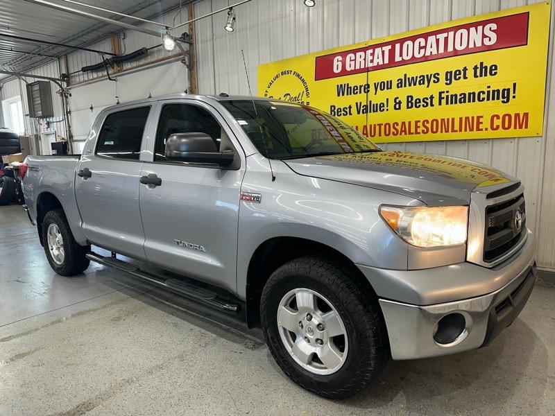 Toyota Tundra Tundra-Grade 5.7L CrewMax 4WD 2013
