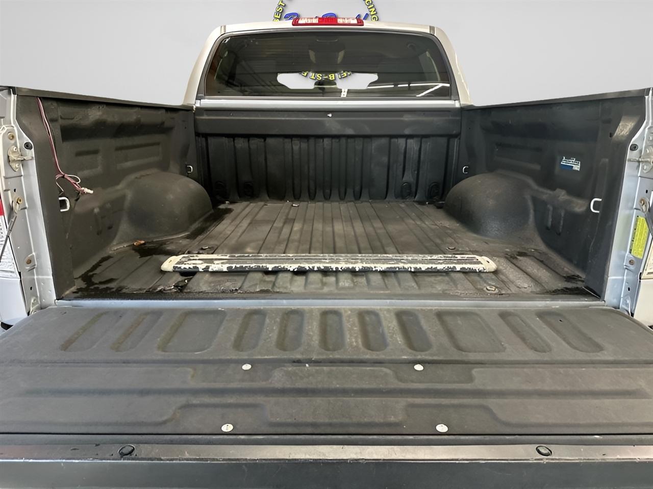 Toyota Tundra  2013
