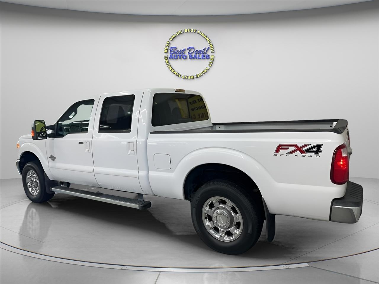 Ford F-250 SD Lariat Crew Cab Short Bed 4WD 2013
