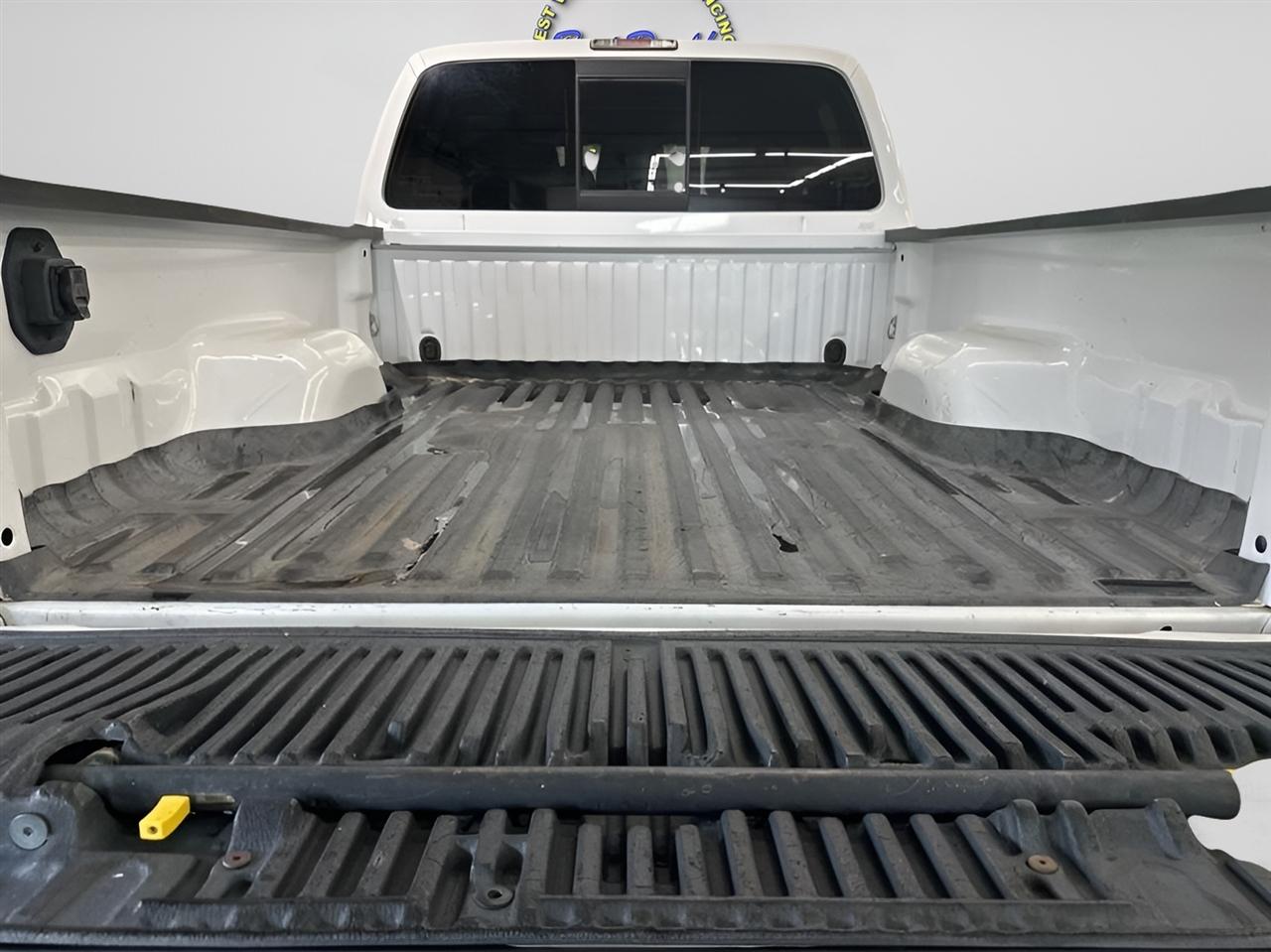 Ford F-250 SD Lariat Crew Cab Short Bed 4WD 2013