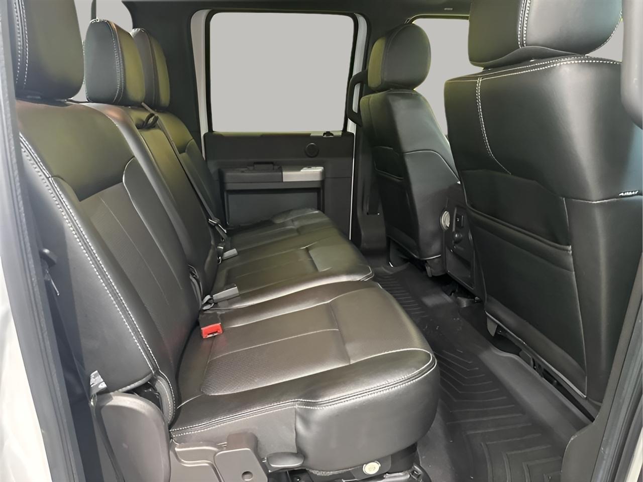 Ford F-250 SD Lariat Crew Cab Short Bed 4WD 2013