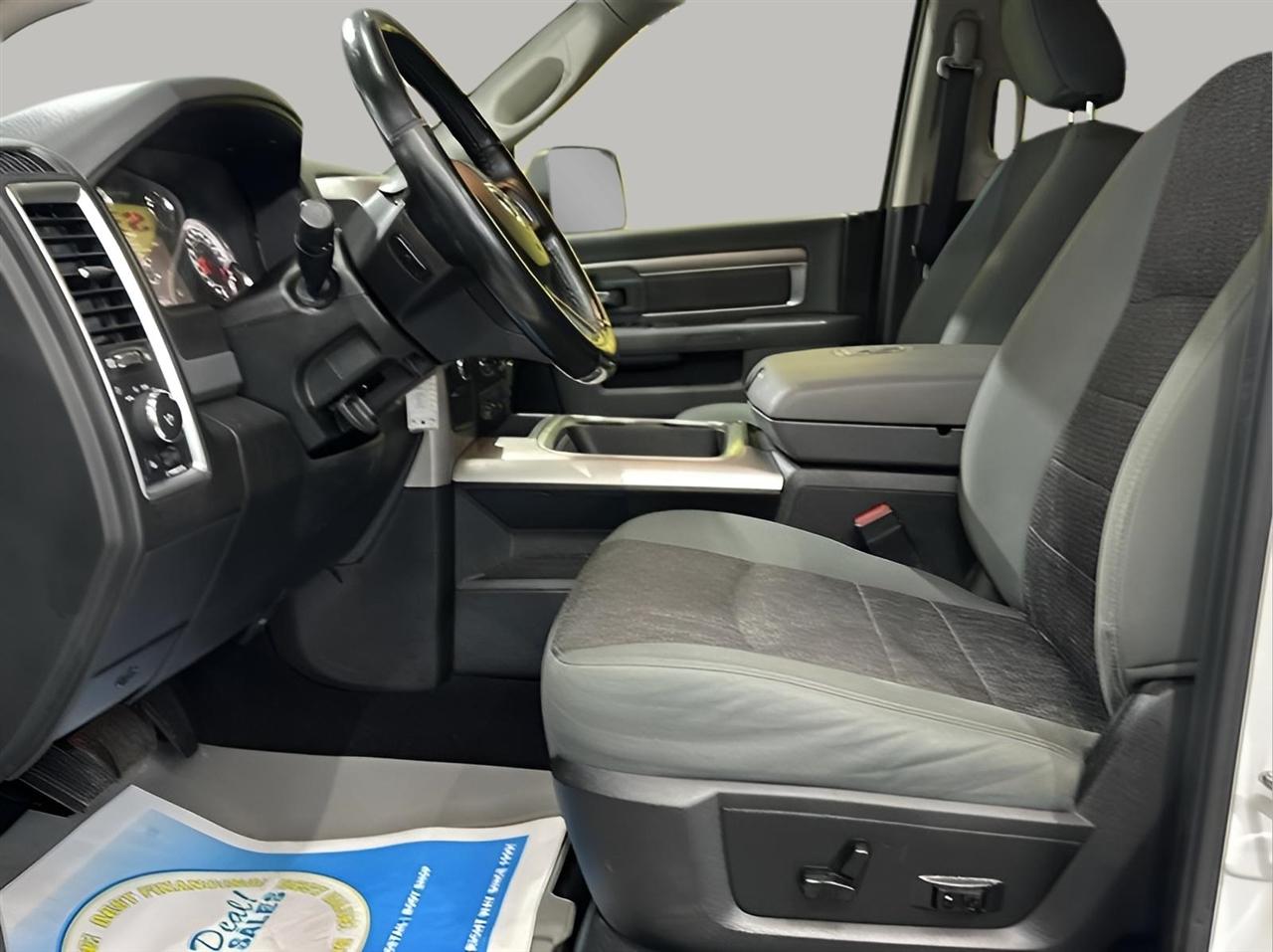 RAM 2500 SLT Crew Cab SWB 4WD 2018