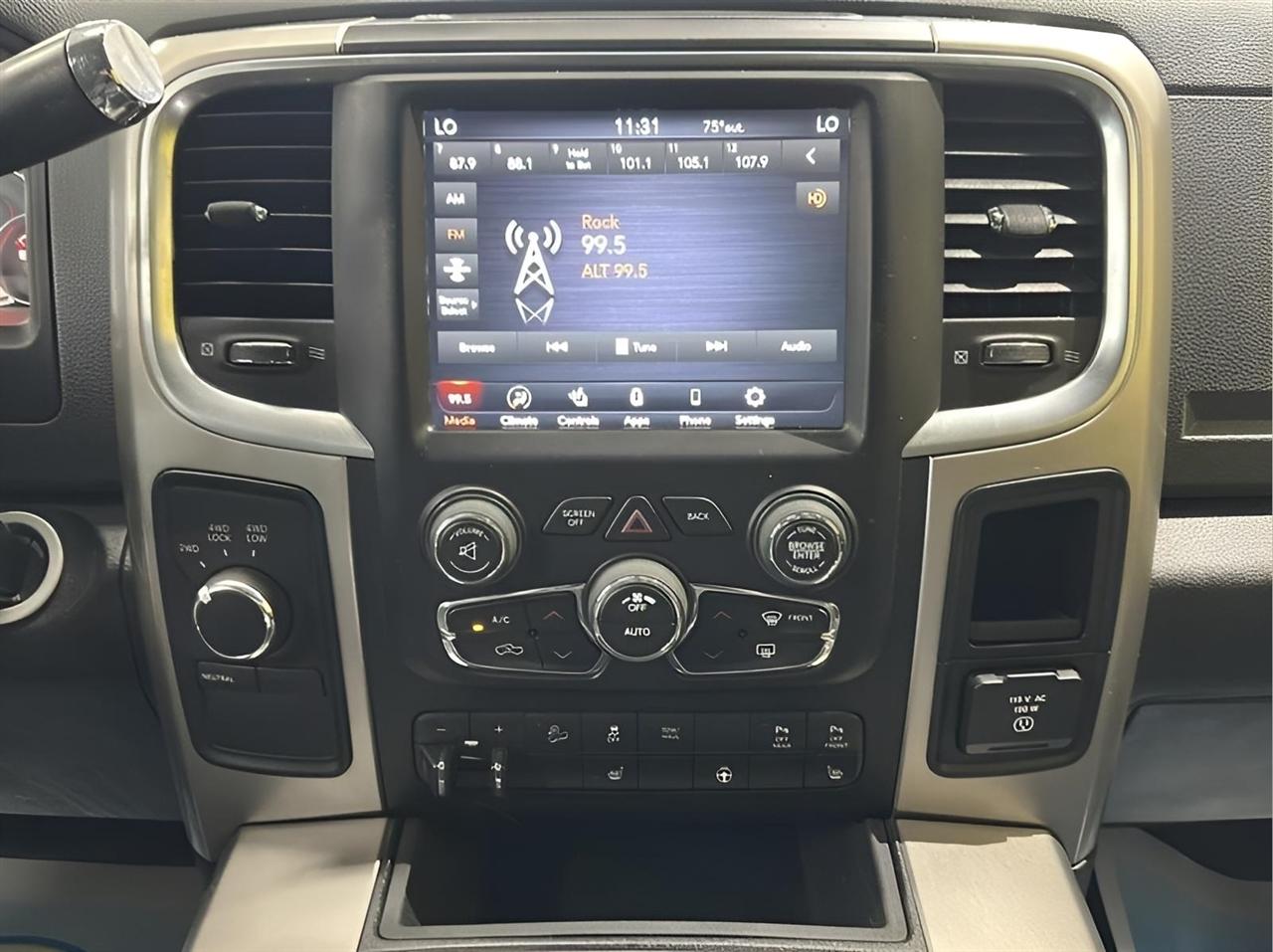RAM 2500 SLT Crew Cab SWB 4WD 2018