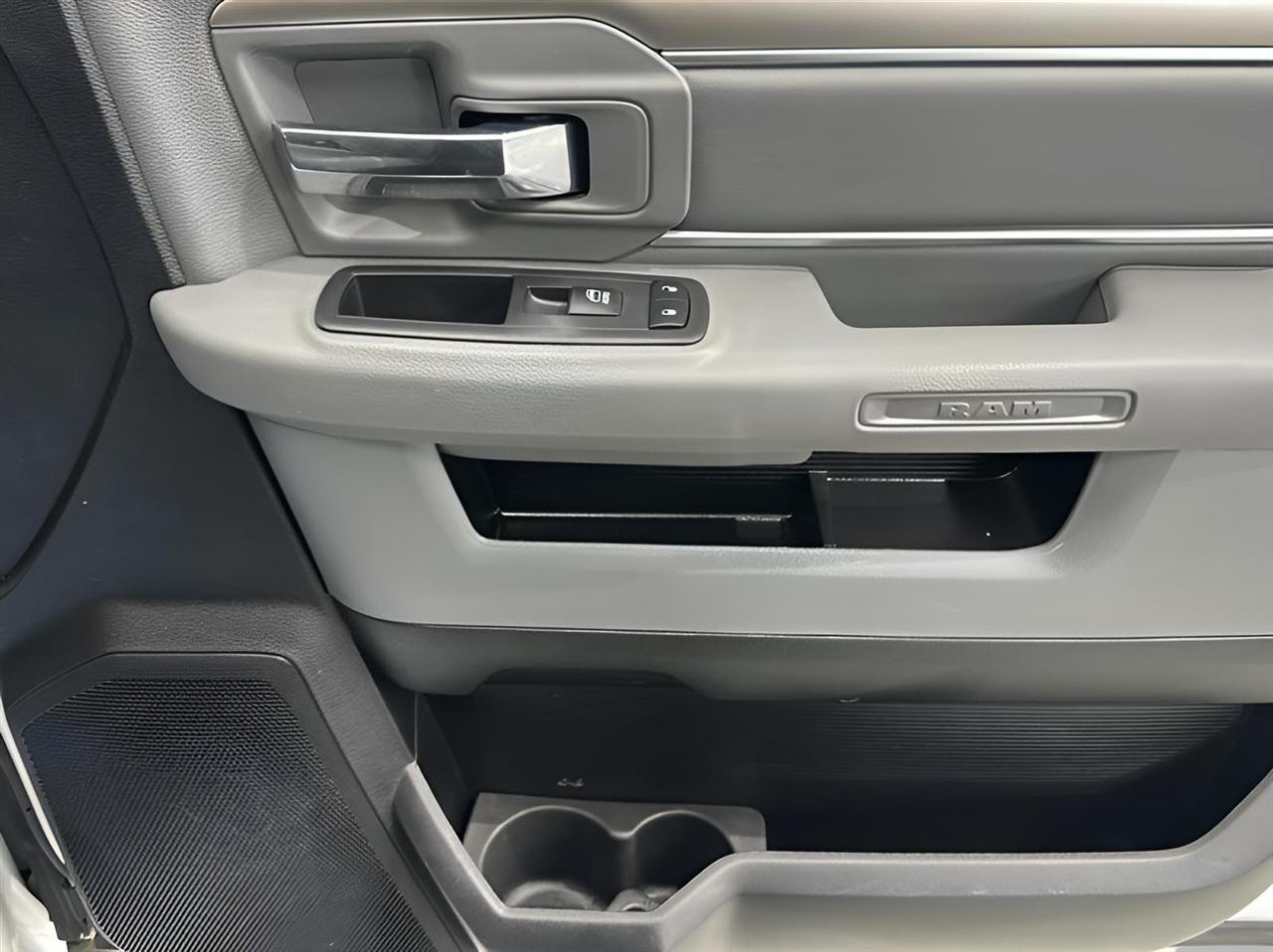 RAM 2500 SLT Crew Cab SWB 4WD 2018