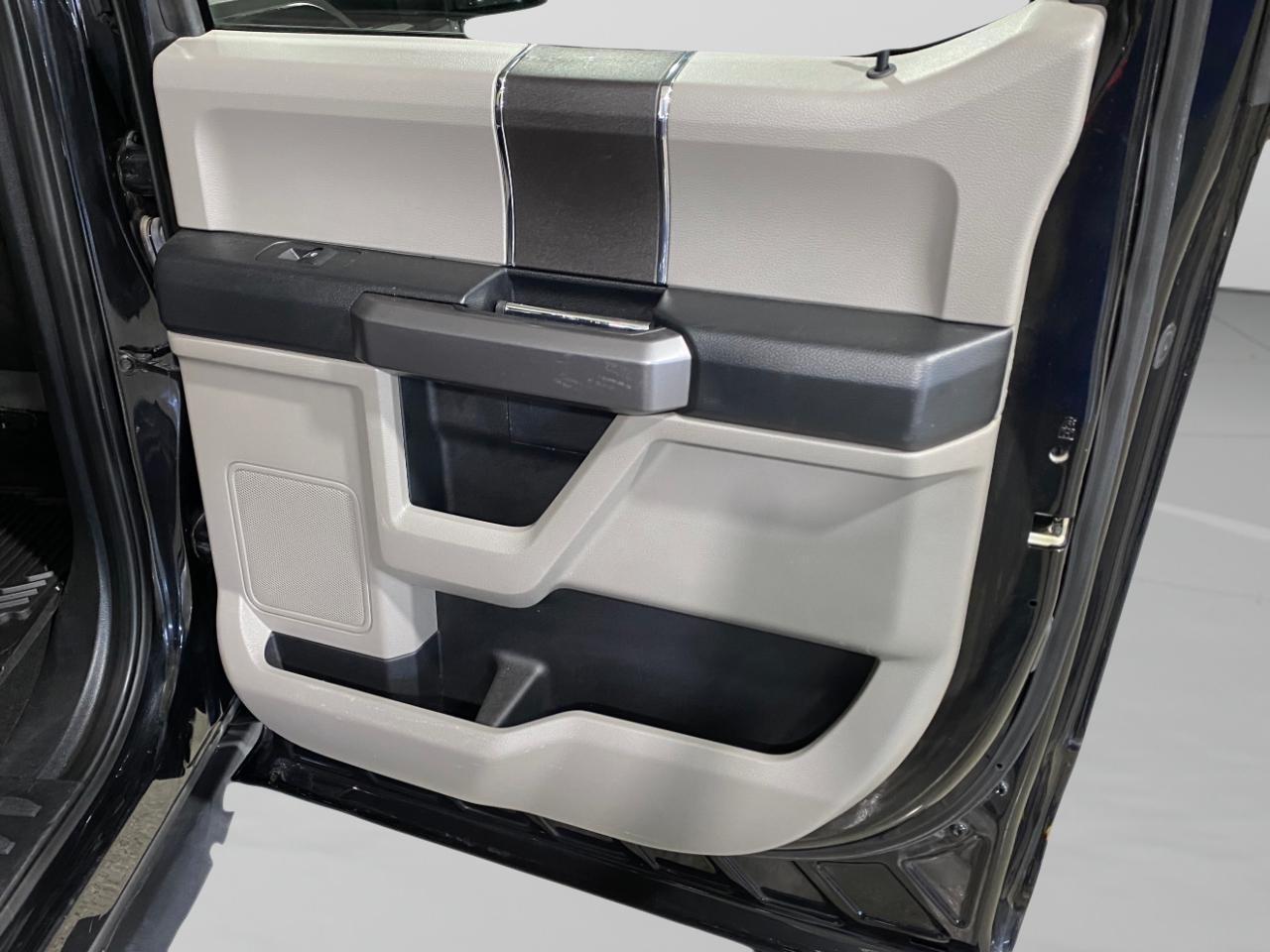 Ford F-150 XLT SuperCrew Short Box 4WD 2019