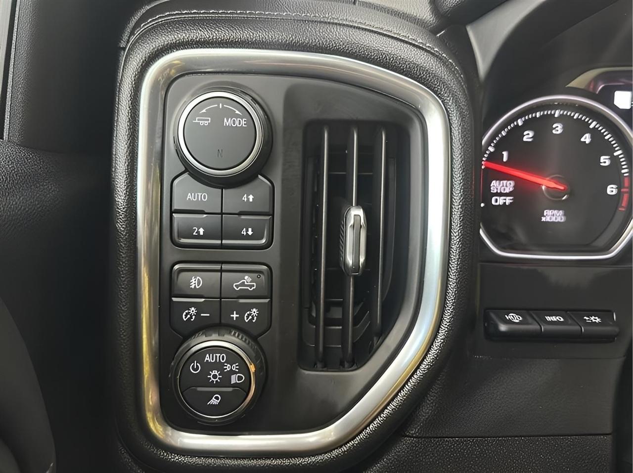 Chevrolet Silverado 1500  2020
