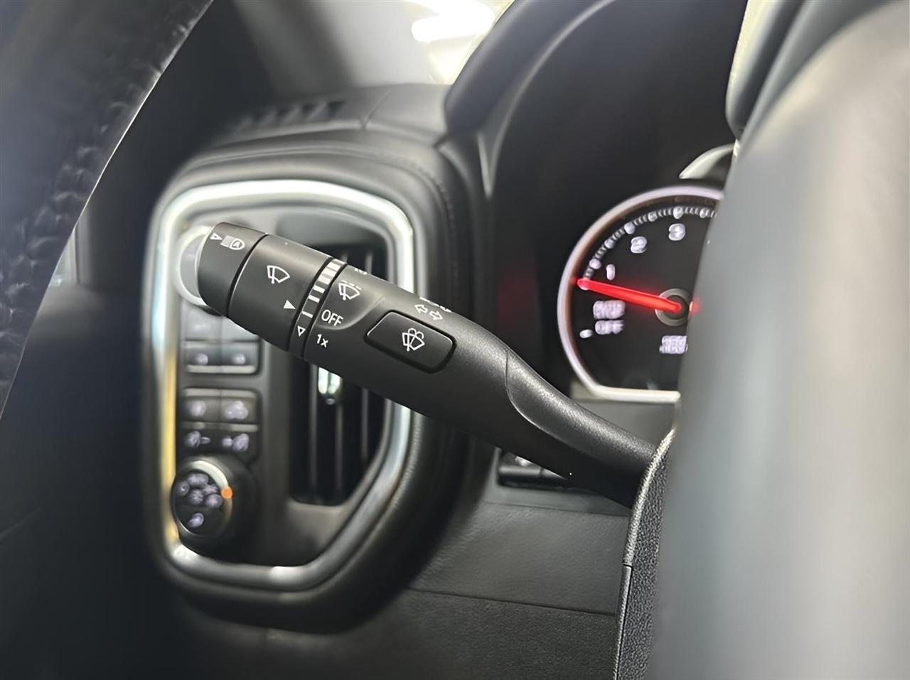 Chevrolet Silverado 1500  2020