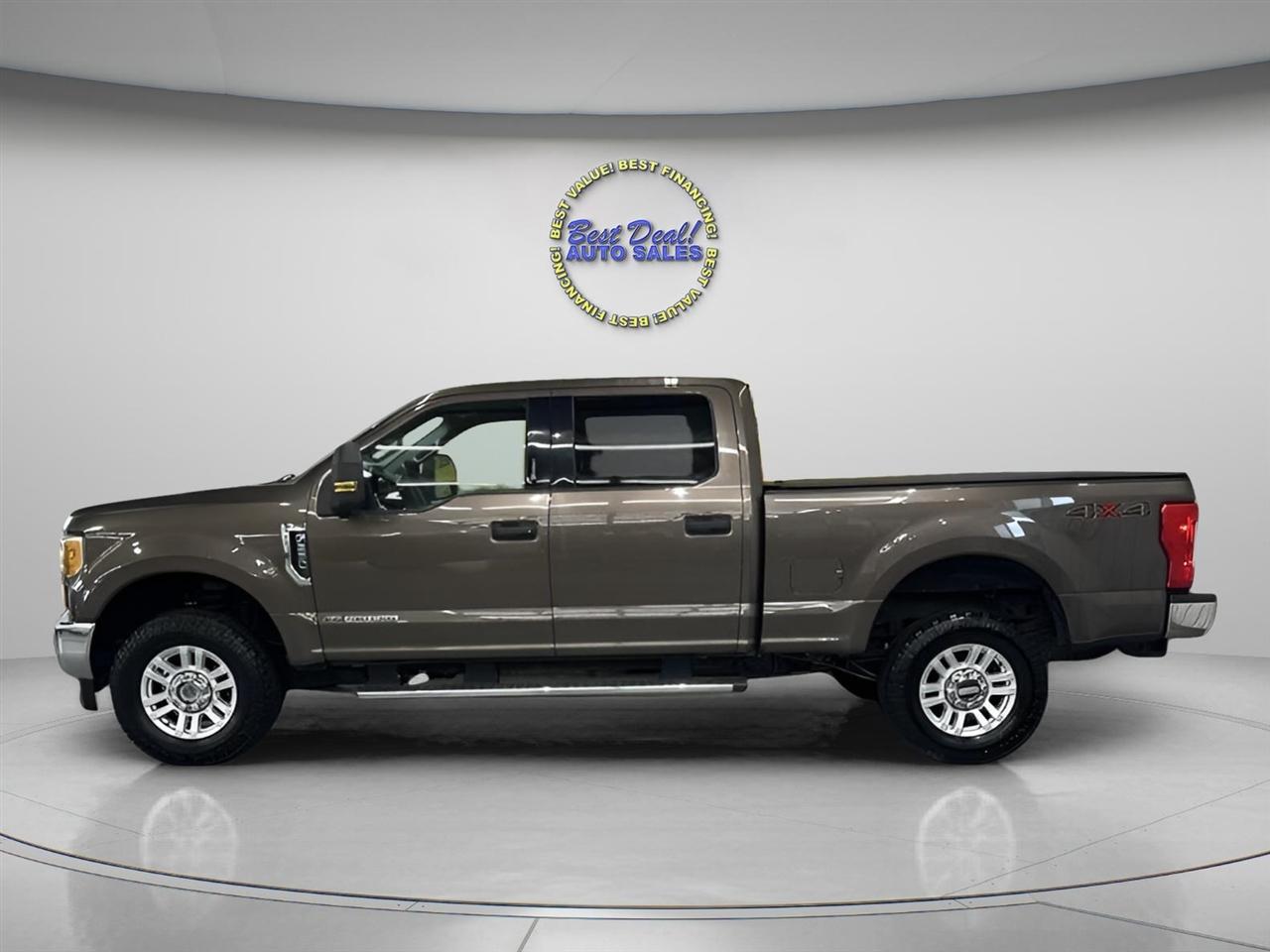 Ford F-250 SD XLT Crew Cab 4WD 2017