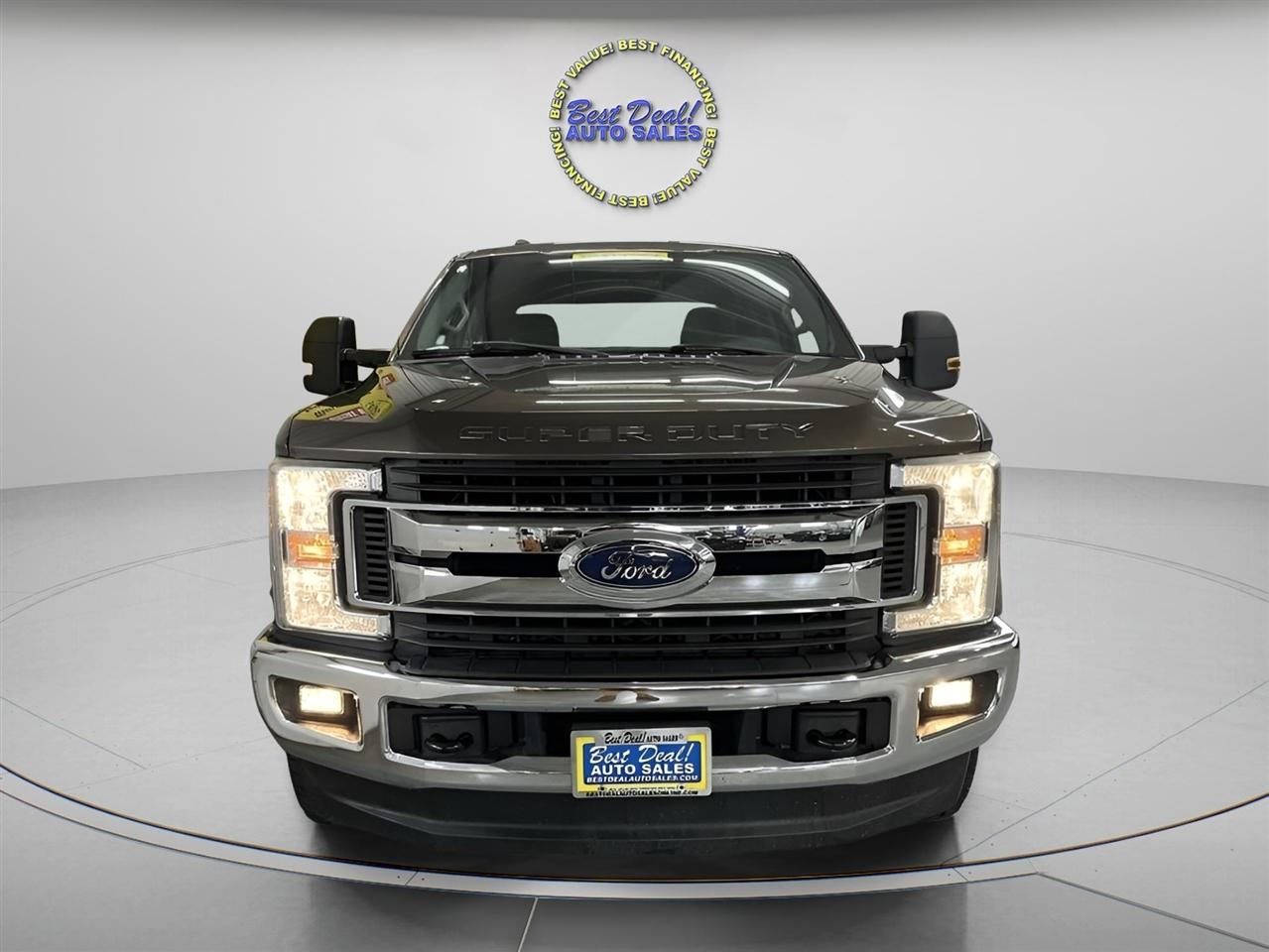 Ford F-250 SD XLT Crew Cab 4WD 2017