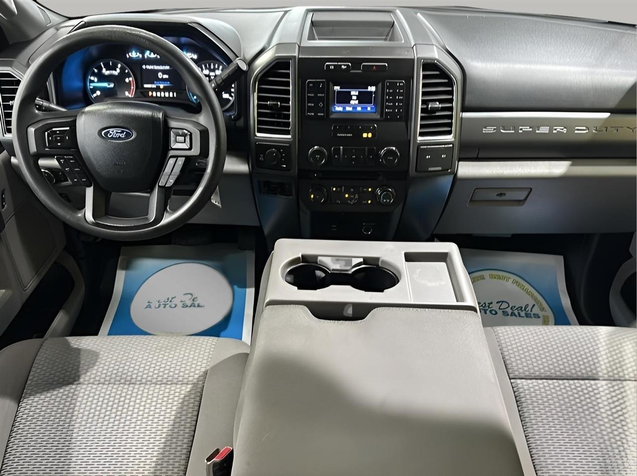 Ford F-250 SD XLT Crew Cab 4WD 2017
