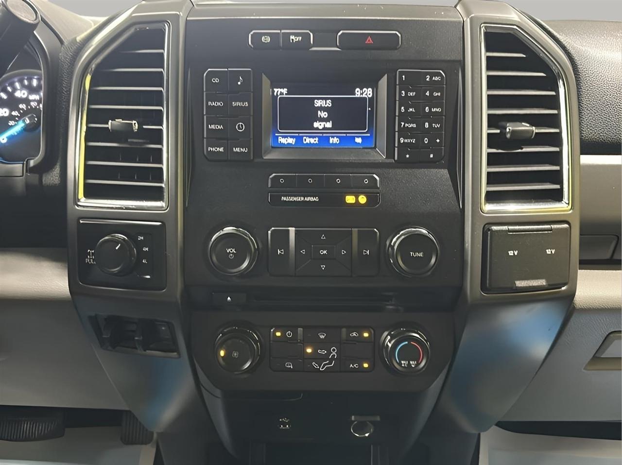 Ford F-250 SD XLT Crew Cab 4WD 2017