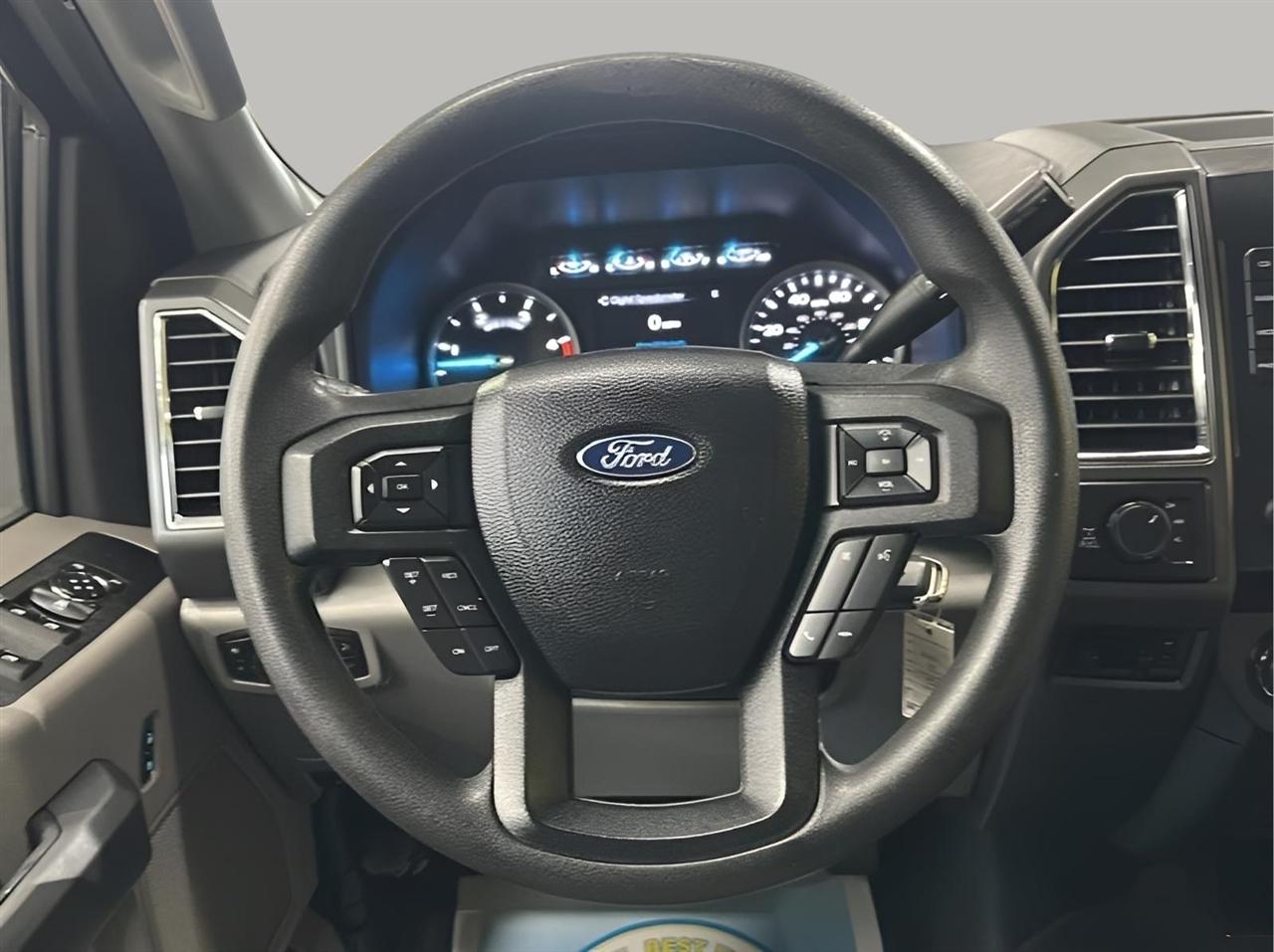 Ford F-250 SD XLT Crew Cab 4WD 2017