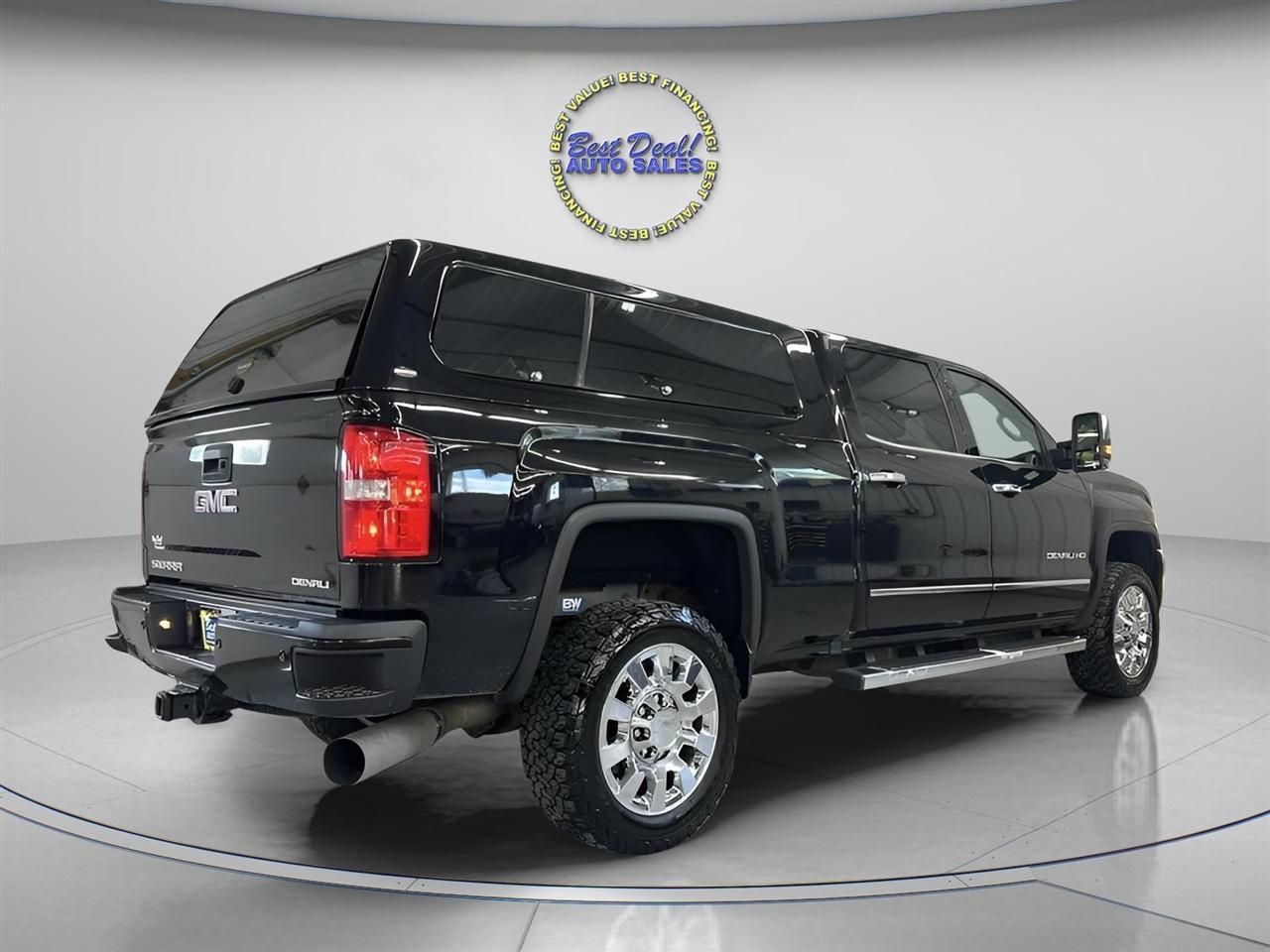 GMC Sierra 2500HD Denali Crew Cab 4WD 2016