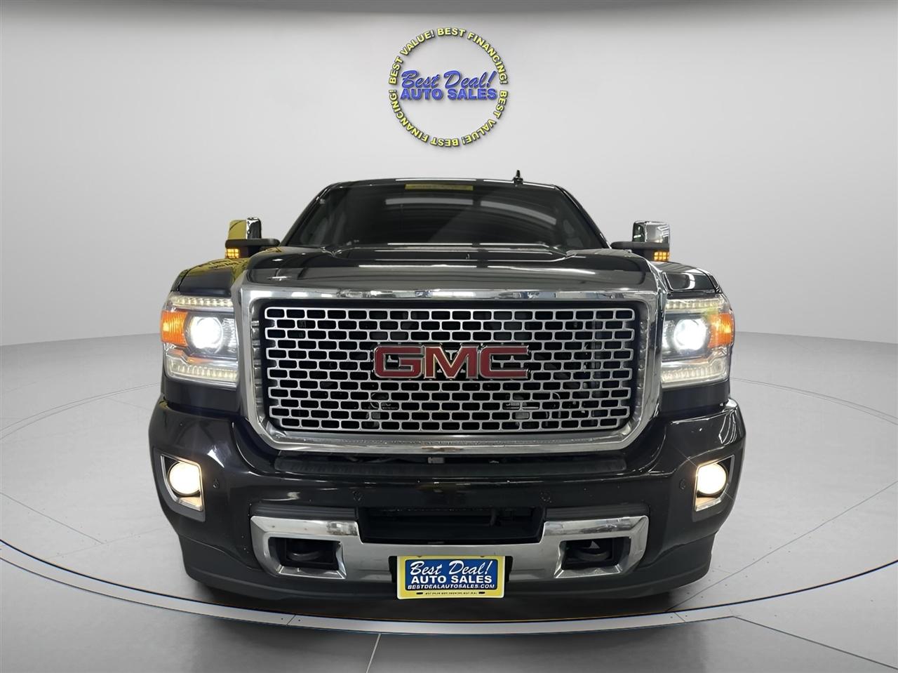 GMC Sierra 2500HD Denali Crew Cab 4WD 2016
