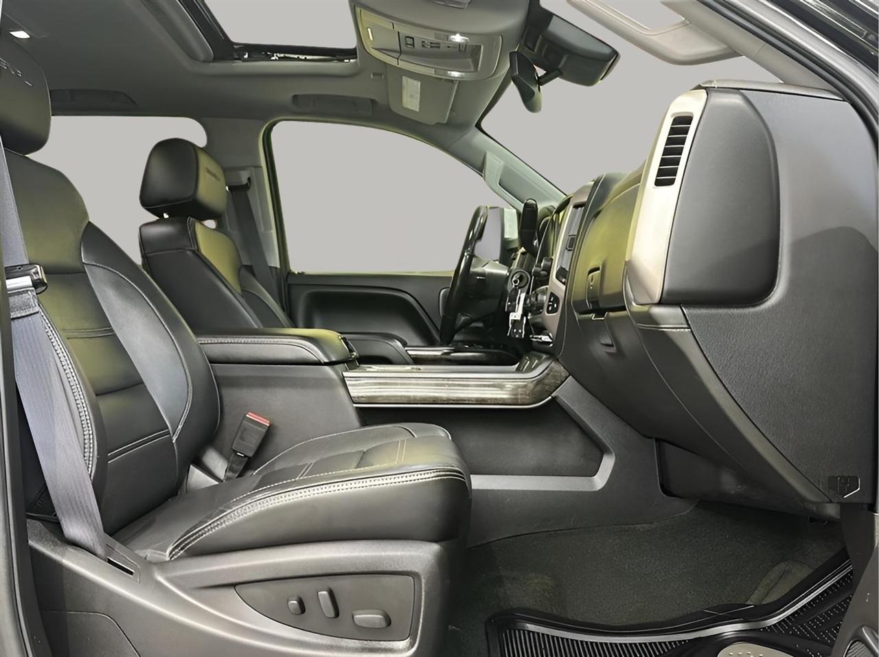 GMC Sierra 2500HD Denali Crew Cab 4WD 2016