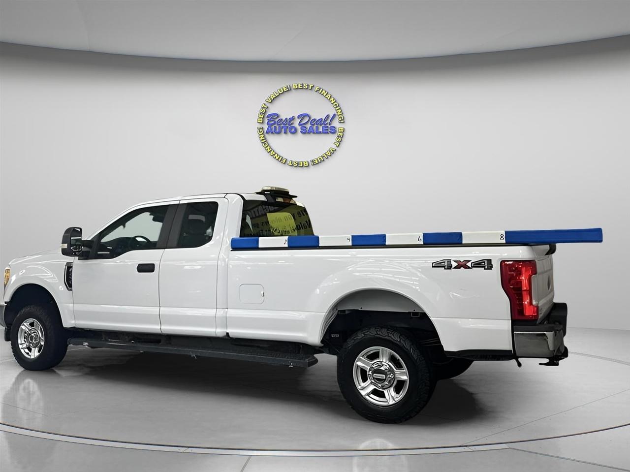 Ford F-250 SD XL SuperCab Long Bed 4WD 2017