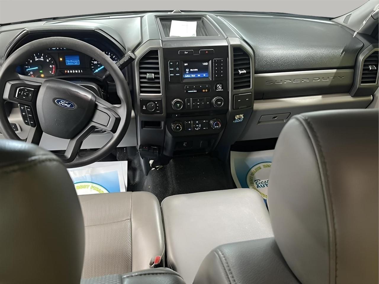 Ford F-250 SD XL SuperCab Long Bed 4WD 2017