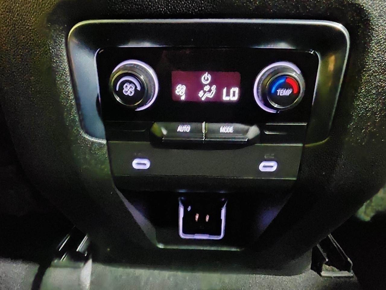 Chevrolet Tahoe  2022