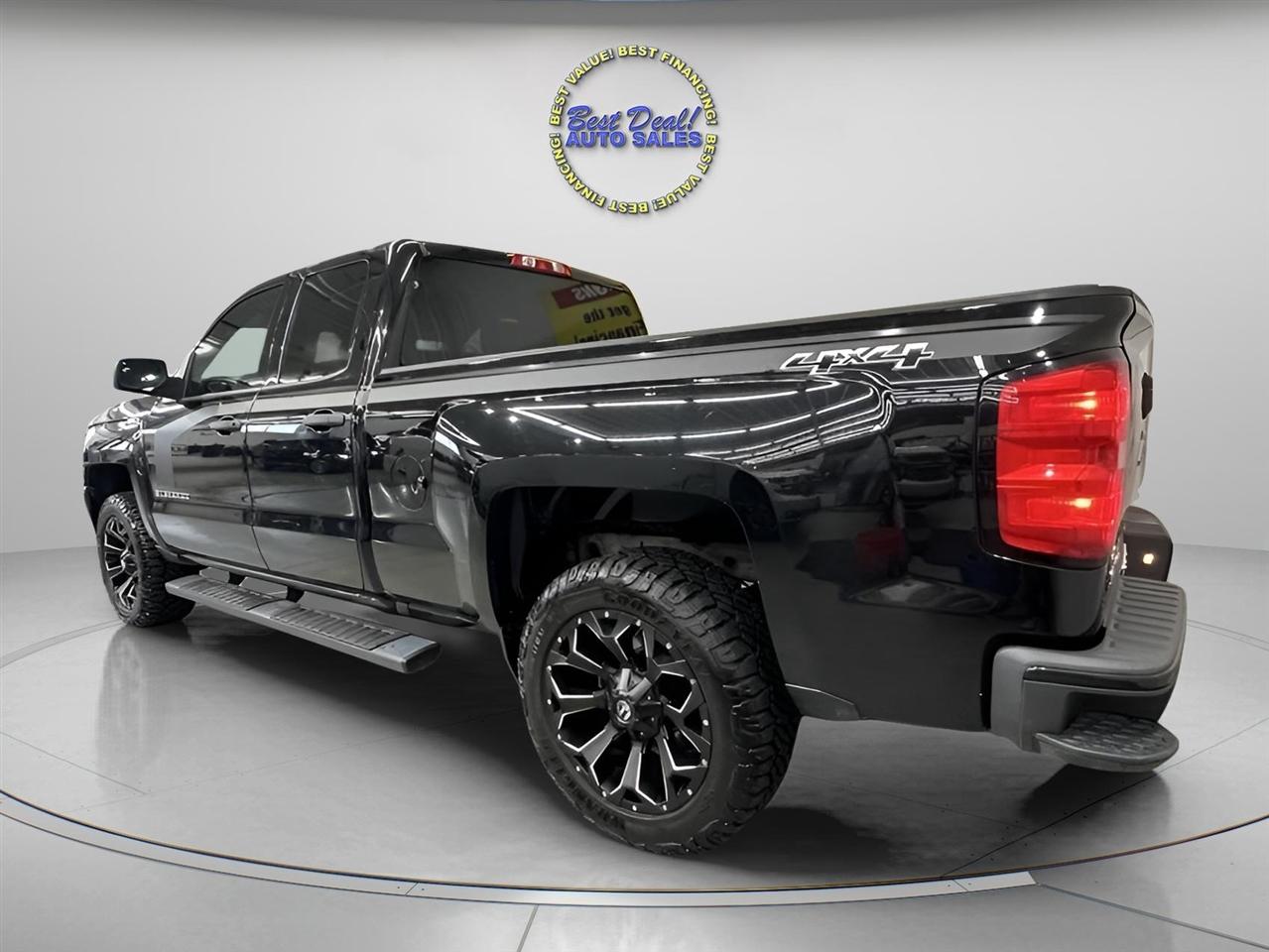 Chevrolet Silverado 1500 Custom Double Cab 4WD 2017