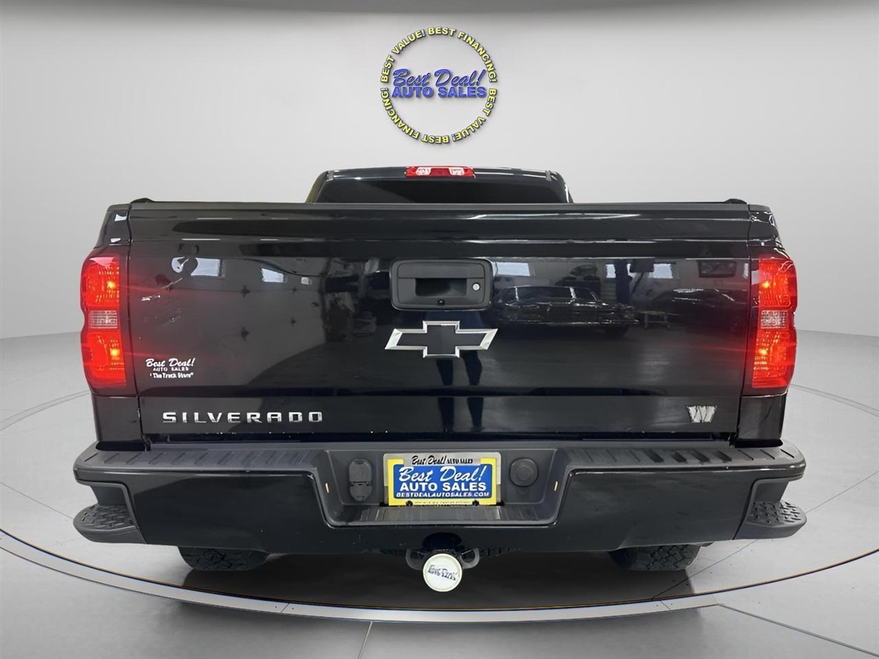 Chevrolet Silverado 1500 Custom Double Cab 4WD 2017