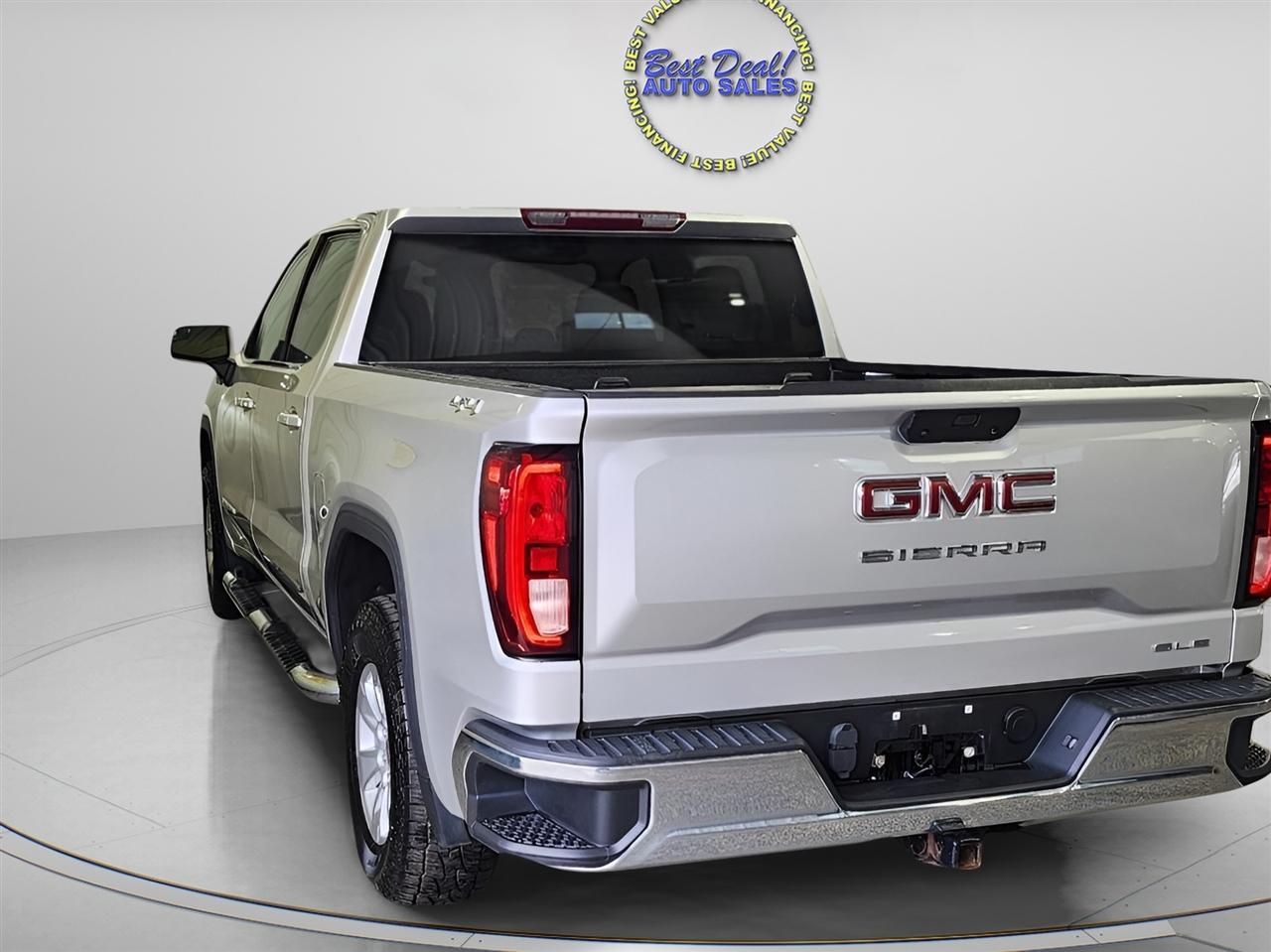 GMC Sierra 1500 SLE Crew Cab Short Box 4WD 2020