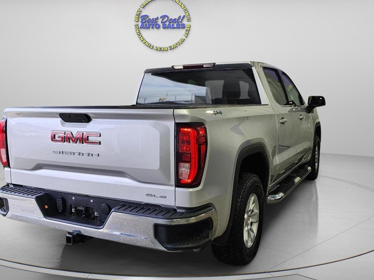 GMC Sierra 1500 SLE Crew Cab Short Box 4WD 2020