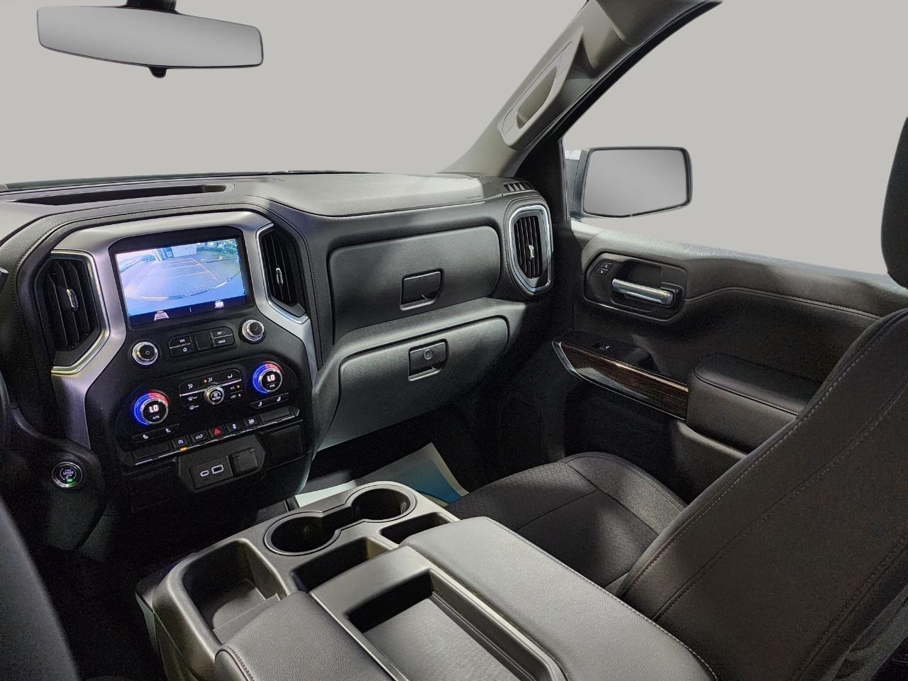 GMC Sierra 1500 SLE Crew Cab Short Box 4WD 2020