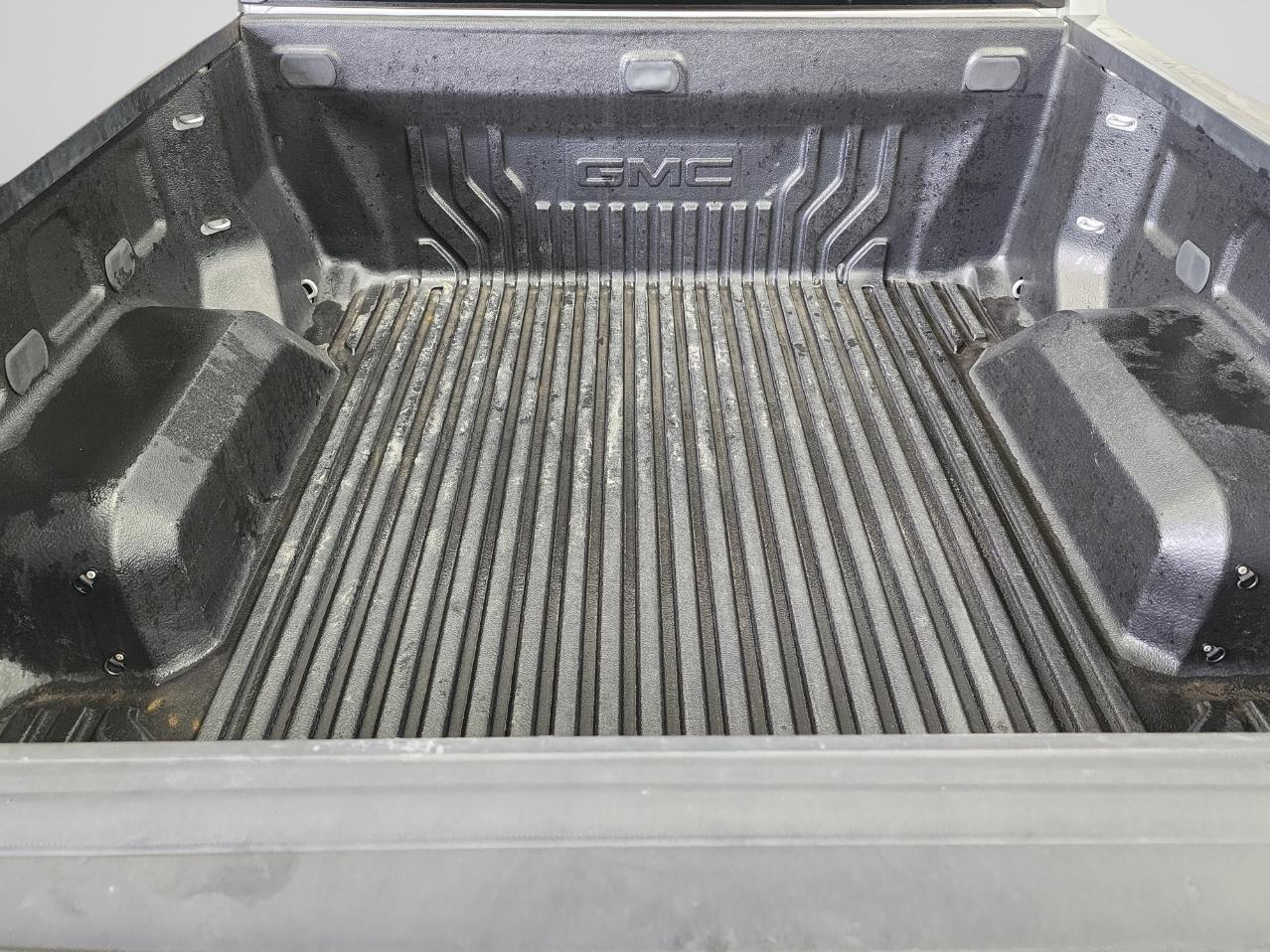 GMC Sierra 1500 SLE Crew Cab Short Box 4WD 2020