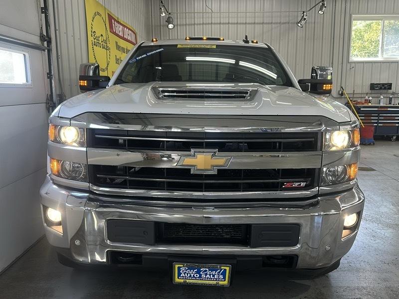 Chevrolet Silverado 3500HD LTZ Crew Cab 4WD 2018