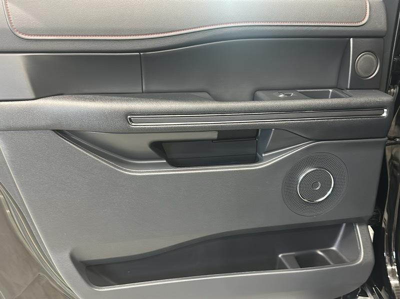 Ford Expedition MAX Limited 4WD 2022