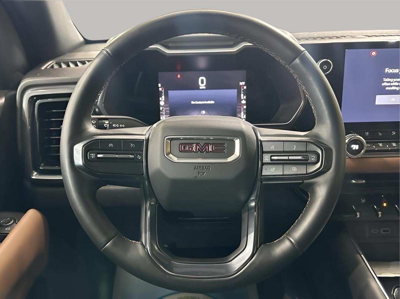 GMC Canyon AT4 Crew Cab 4WD 2023