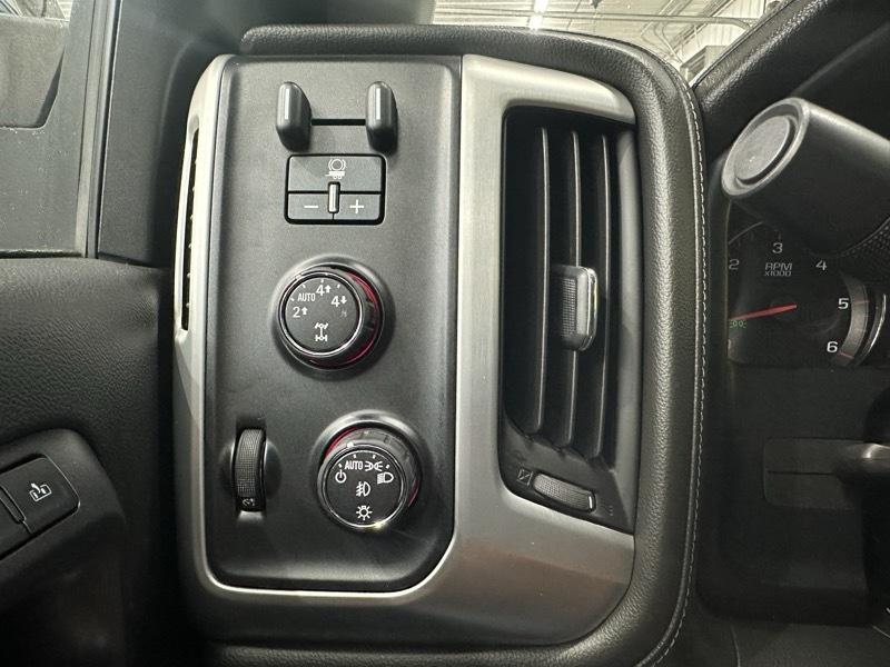 GMC Sierra 1500 SLT Crew Cab Short Box 4WD 2015